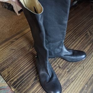 Frye boots, like new!!